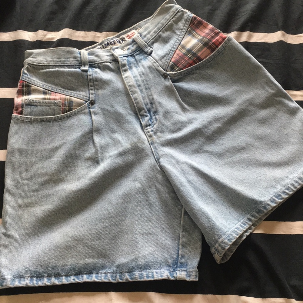 Vintage high waisted denim shorts